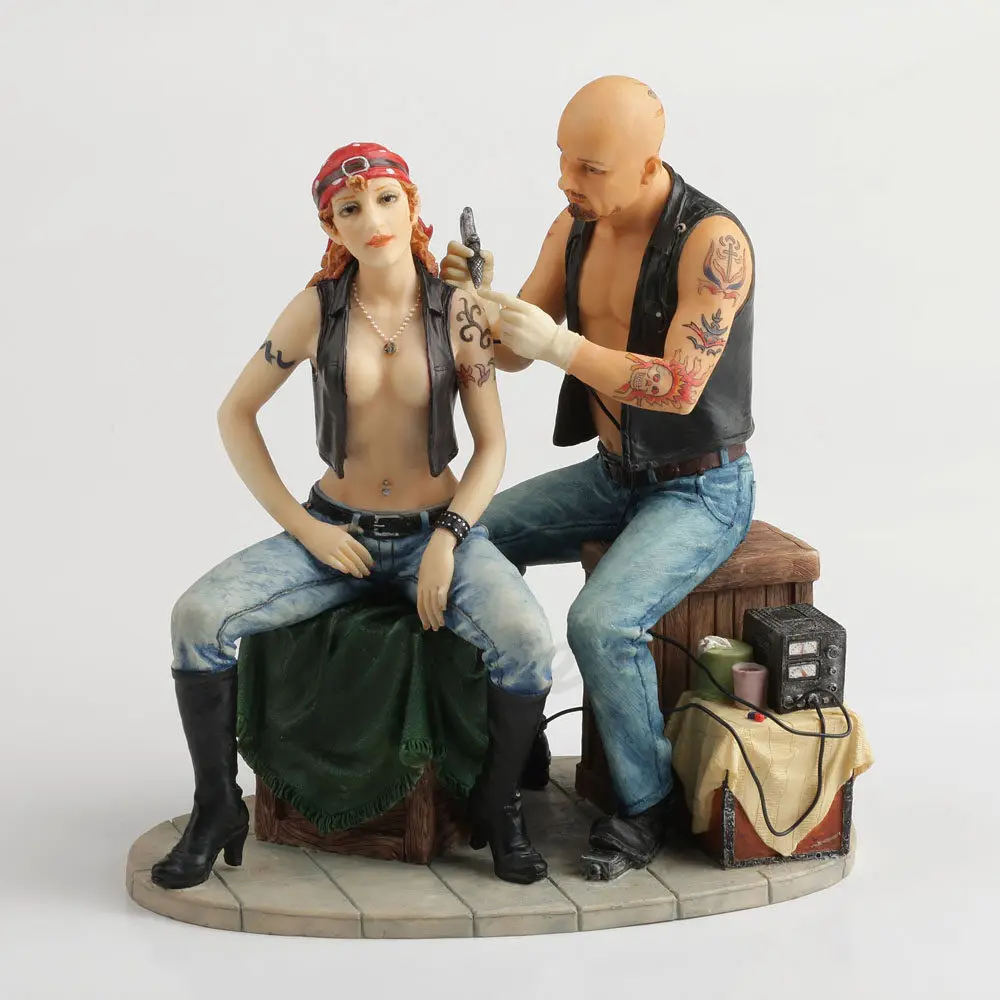 Tattoo Artist and Customer Resin Figurine Statue Realistic Tattoo Shop Scene Sculpture Home Office Ornament Collectible Art Gift