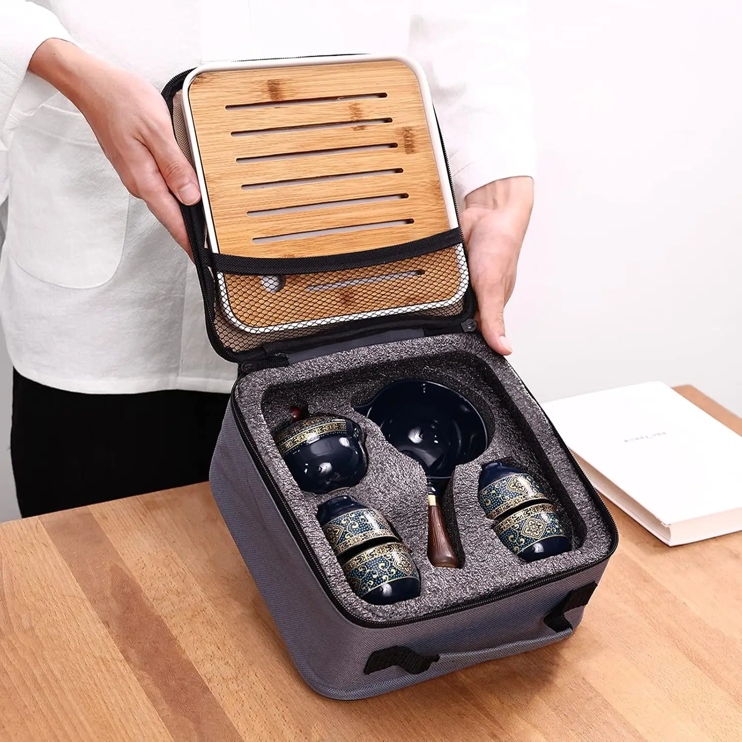 طقم شاي جونغفو المحمول مع مصفاة دوران 360 درجة، حقيبة سفر الكل في واحد للمنزل والمكتب (أزرق زهري)