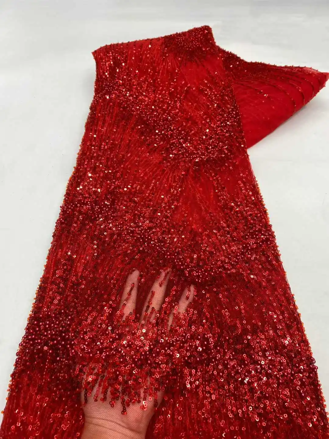 

Новейшая африканская ткань с бисером и кружевом 2026 года, высококачественная французская ткань с пайетками, нигерийская сетчатая тюлевая ткань для свадебных платьев