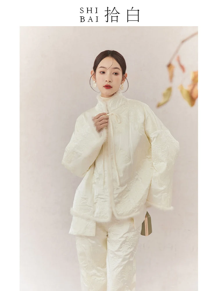 

Shibai New Chinese Style Thickened Long Sleeve Cotton Jacket with Fur Collar Casual Embroidered Outerwear for Women Winter