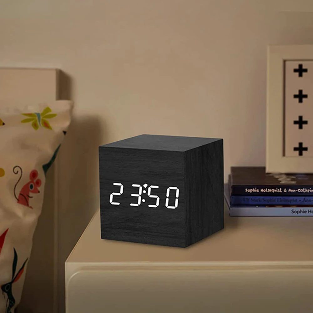 Wooden Digital Alarm Clock Voice Control Electronic Desktop Clock USB/Battery Powered LED Bedside Clock for Office Room Decor