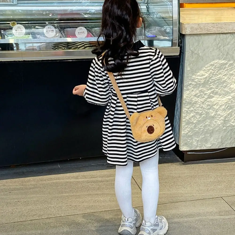 Borsa a tracolla Capybara di grande capacità Borsa a tracolla per animali in cotone PP con animali dei cartoni animati Borsa portamonete portatile con cerniera per rana