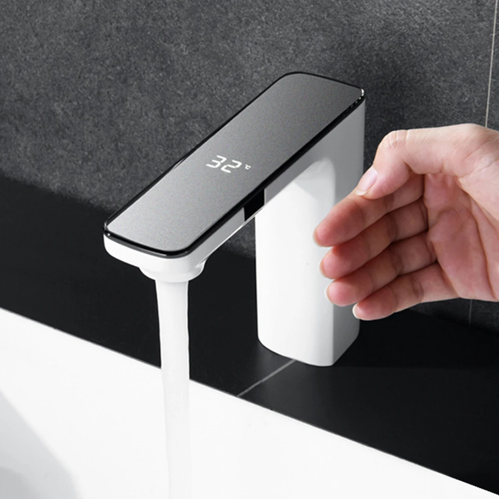 الأبيض حوض للحمام صنبور الماء الساخن البارد خلاط سطح جبل بالوعة الحمام صنبور