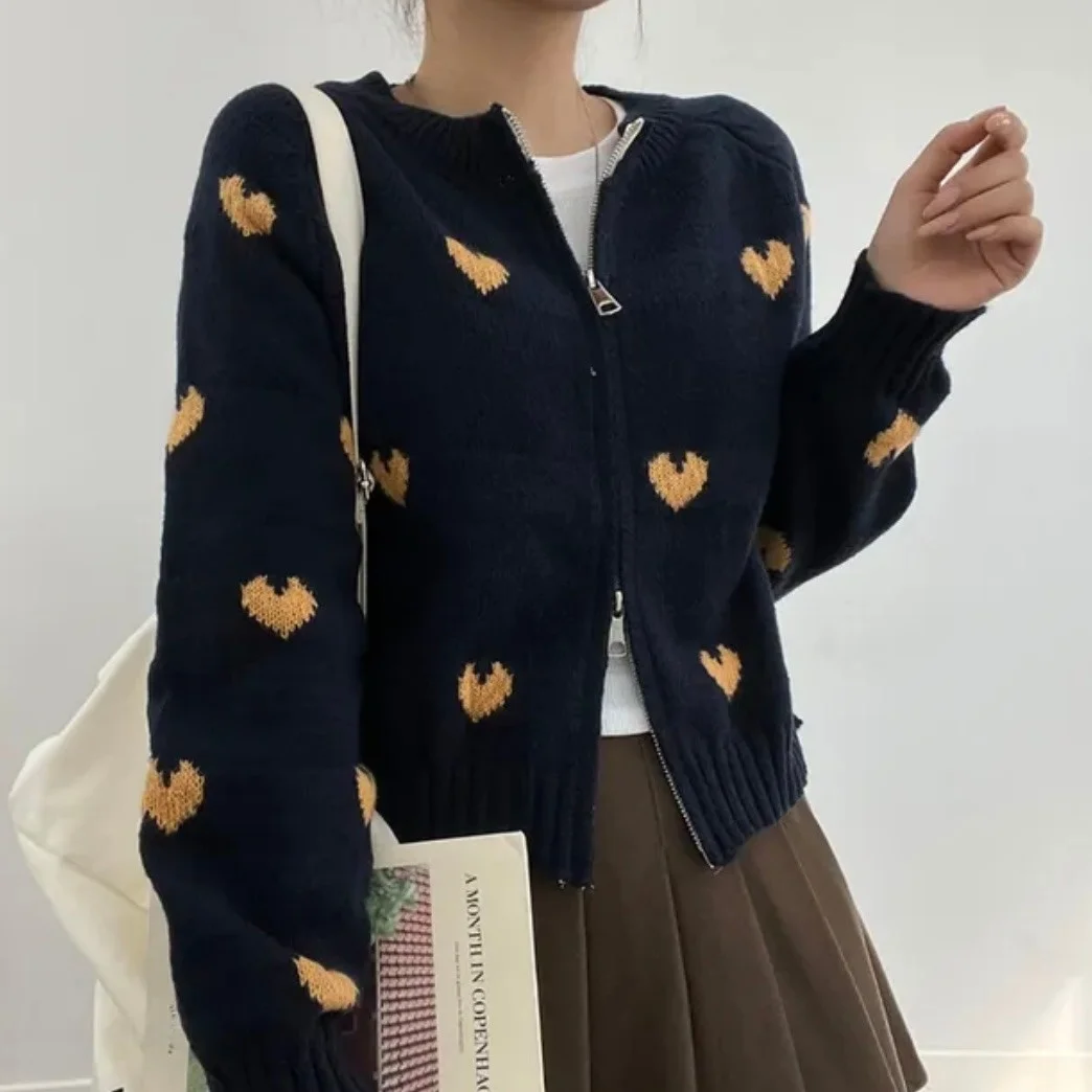 여성용 니트 지퍼 스웨터 자켓 젠틀 슬레 하트 패턴 가을 겨울 패션 다용도 소프트 디자인 센스 탑