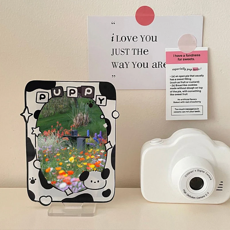 Sweet Dog Cartoon Photocard Holder, Rotation Idol Photos Display Stand, Protetores de cartão, Decoração de mesa acrílica