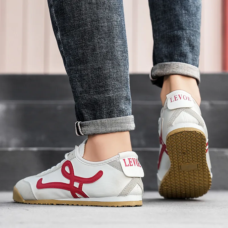 Summer Yellow Running Shoes for Men Women Comfort Flat Men Athletic Shoes Retro Jogging Shoes Trainers Men zapatillas de hombre