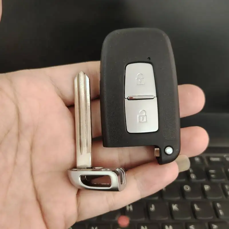 Carcasa de llave remota de 2/3/4 botones para Kia K2 K5 Hyundai Genesis Accent I30 IX35 I45 Tucson Solaris Sonata Santa Fe Elantra Equus