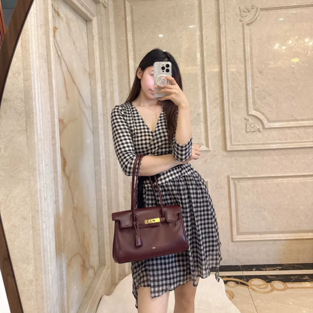 Thumbnail 2 - #19 Latest Baguette Bags Offers