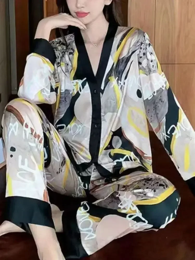 

НОВЫЙ комплект из двух предметов, весна-лето, свободный и удобный пижамный костюм, женские атласные женские пижамы из ледяного шелка, домашняя одежда с длинным рукавом