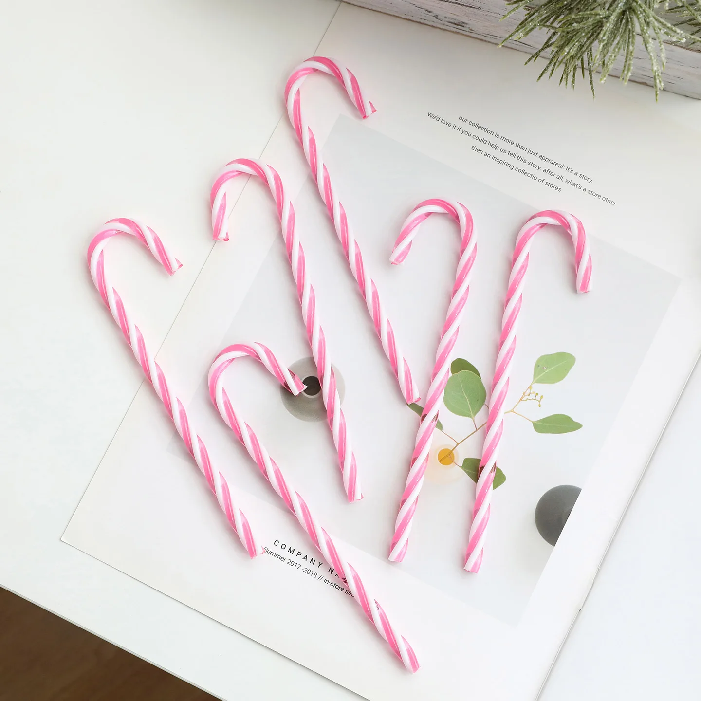 

6Pcs Christmas Candy Canes Acrylic Xmas Tree Hanging Twisted Crutch Pendant New Year Christmas Party Home Decor Ornaments Gifts