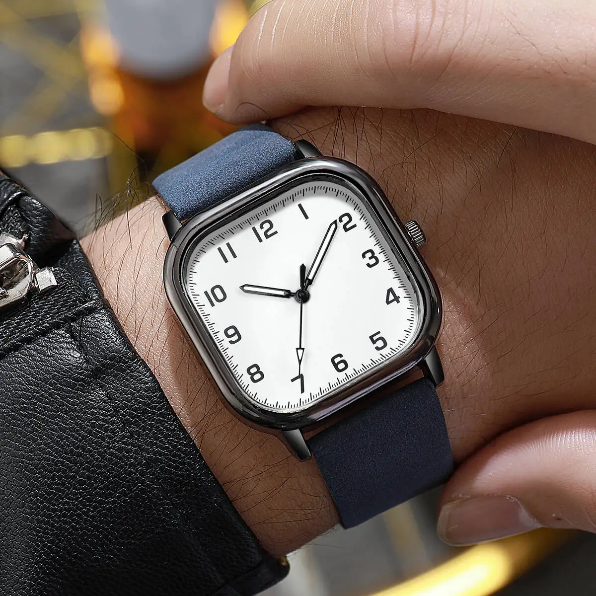 3 個メンズビジネス腕時計ファッションスクエアアラビアダイヤルクォーツ時計カジュアルレザーバンド腕時計男性用時計 (箱なし)