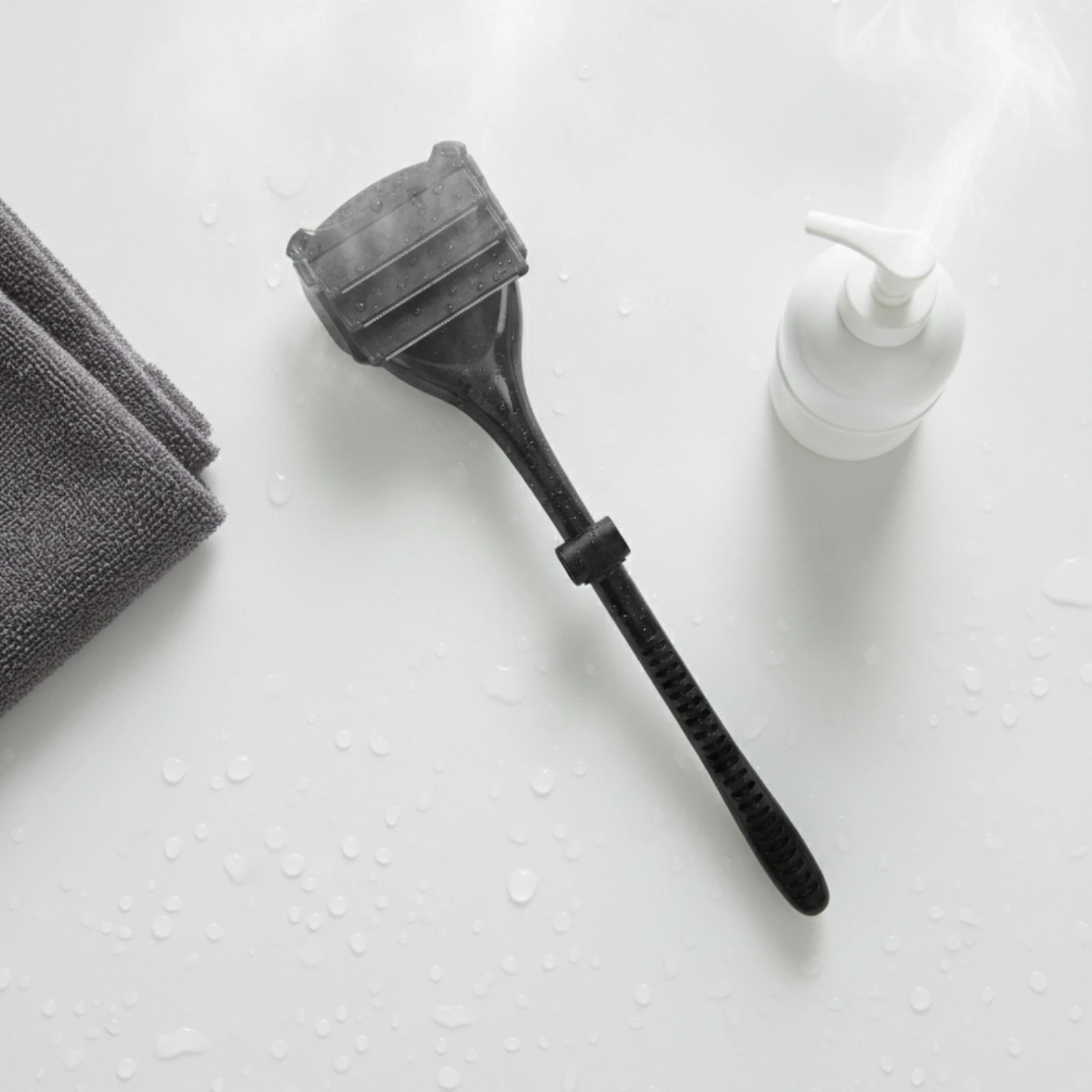 Back Shaver with Long Handle Ergonomic Shaver with Long Handle Body Groomer Non-Slip for Men, Home Grooming, Travel