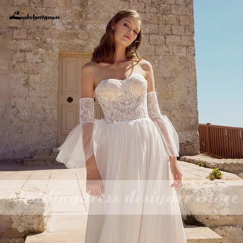 2021 Nuovi abiti da sposa Boho Beach A Line con maniche staccabili Applique in pizzo Abiti da sposa eleganti robe de mariee Lakshmigown