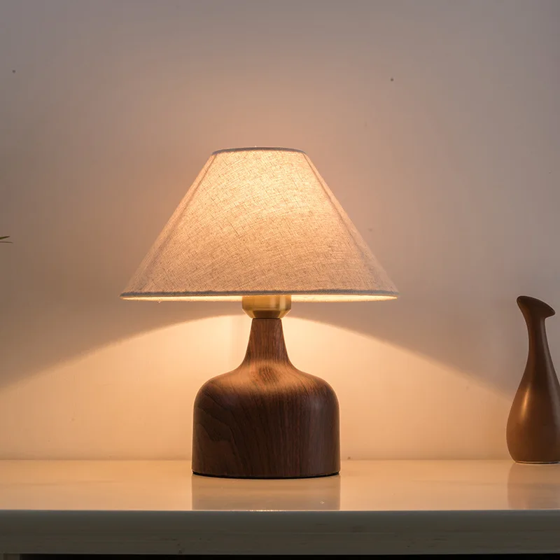 

Japanese Style High-End Bedroom Bedside Lamp Creative Retro Study Room Hotel Iron Wood Grain Warm Fabric Desk Lamp Reading Lamp