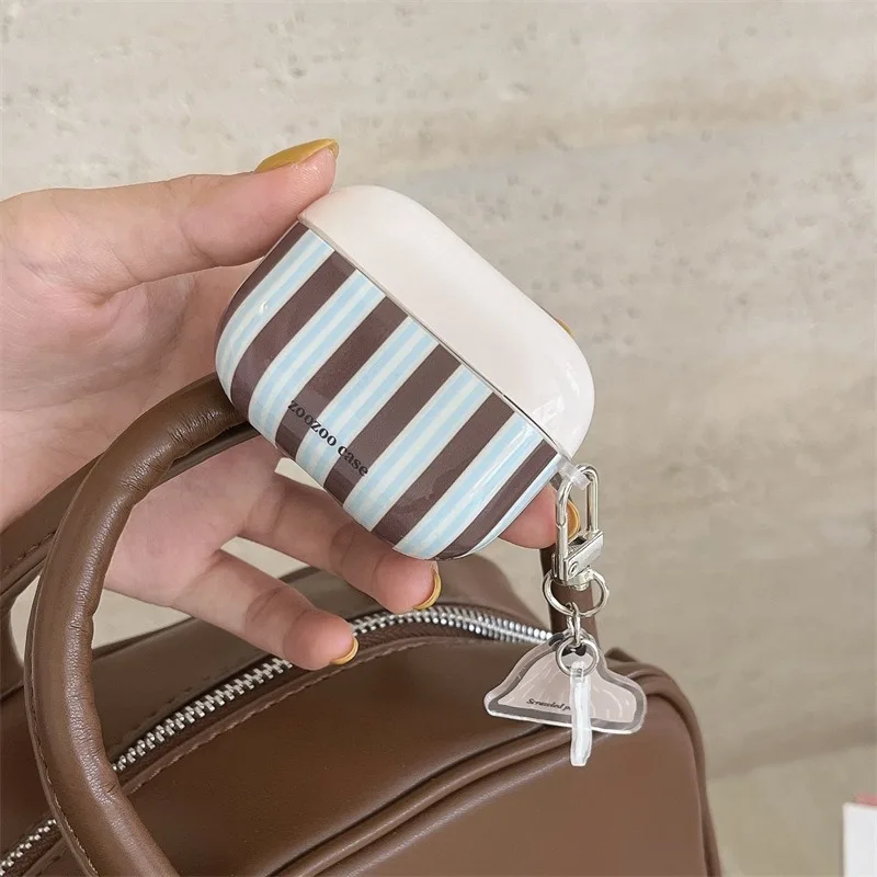 حافظة مخططة باللون البني والأزرق لأجهزة AirPods 4 1 2 3 غطاء لأجهزة AirPods Pro2 سماعة لاسلكية تعمل بالبلوتوث حافظة واقية مع قلادة جرو #2