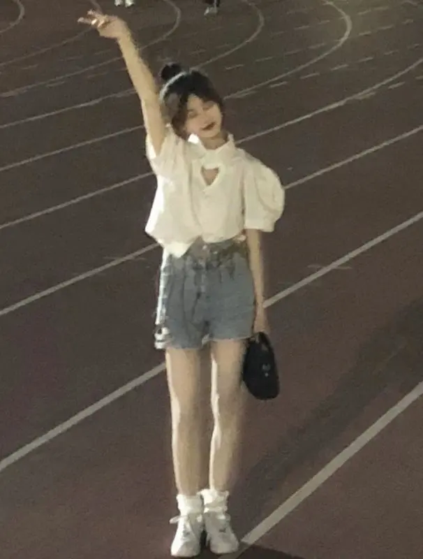 Love Heart ort Sve irt Feminino Verão Design Suave Bolha Sve Chic ort Comprimento Colar Botão Detalhe Slim Fit...