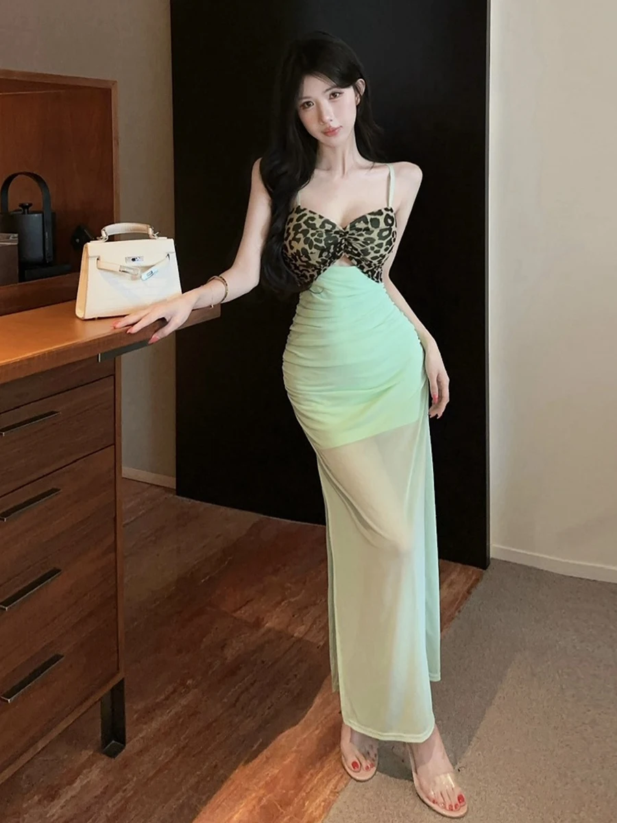 

Сексуальное платье с леопардовым принтом и сетчатыми вставками для ночного клуба, с низким вырезом на бретелях, облегающее, с завышенной талией, модное, шикарное, с V-образным вырезом, без рукавов