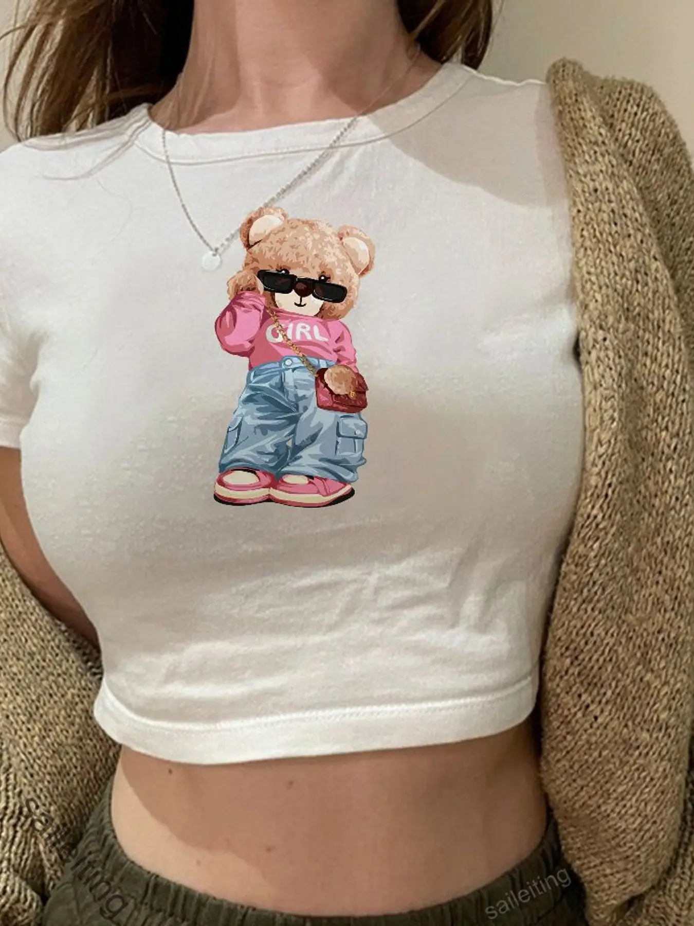 Cute Cartoon Teddy Bear Graphic Crop Top - Streetwear Style Girl Print Short Sleeve Tee, Soft Cotton Summer Casual Top for Wo