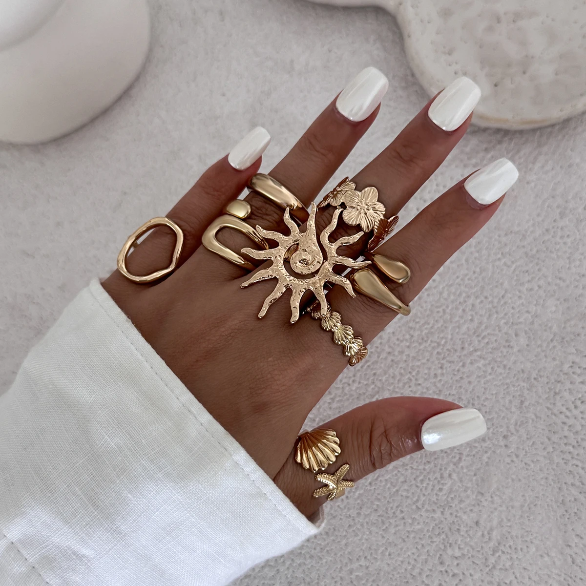 SHIXIN 8 Pcs/Set Creative Flower Sun Open Rings for Women Ocean Style Golden Starfish Scallop Adjustable Ring Lady Jewelry Gift