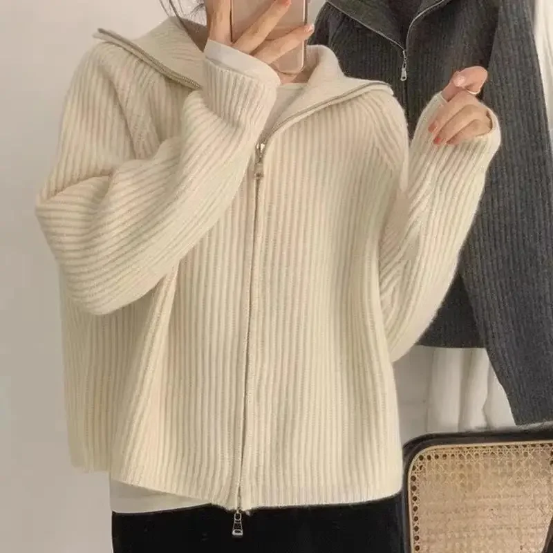 

Autumn Winter V-Neck Sweater Jacket Trendy Versatile Outerwear Ladies' Lazy Style Knitted Open Cardigan Short Loose Fit