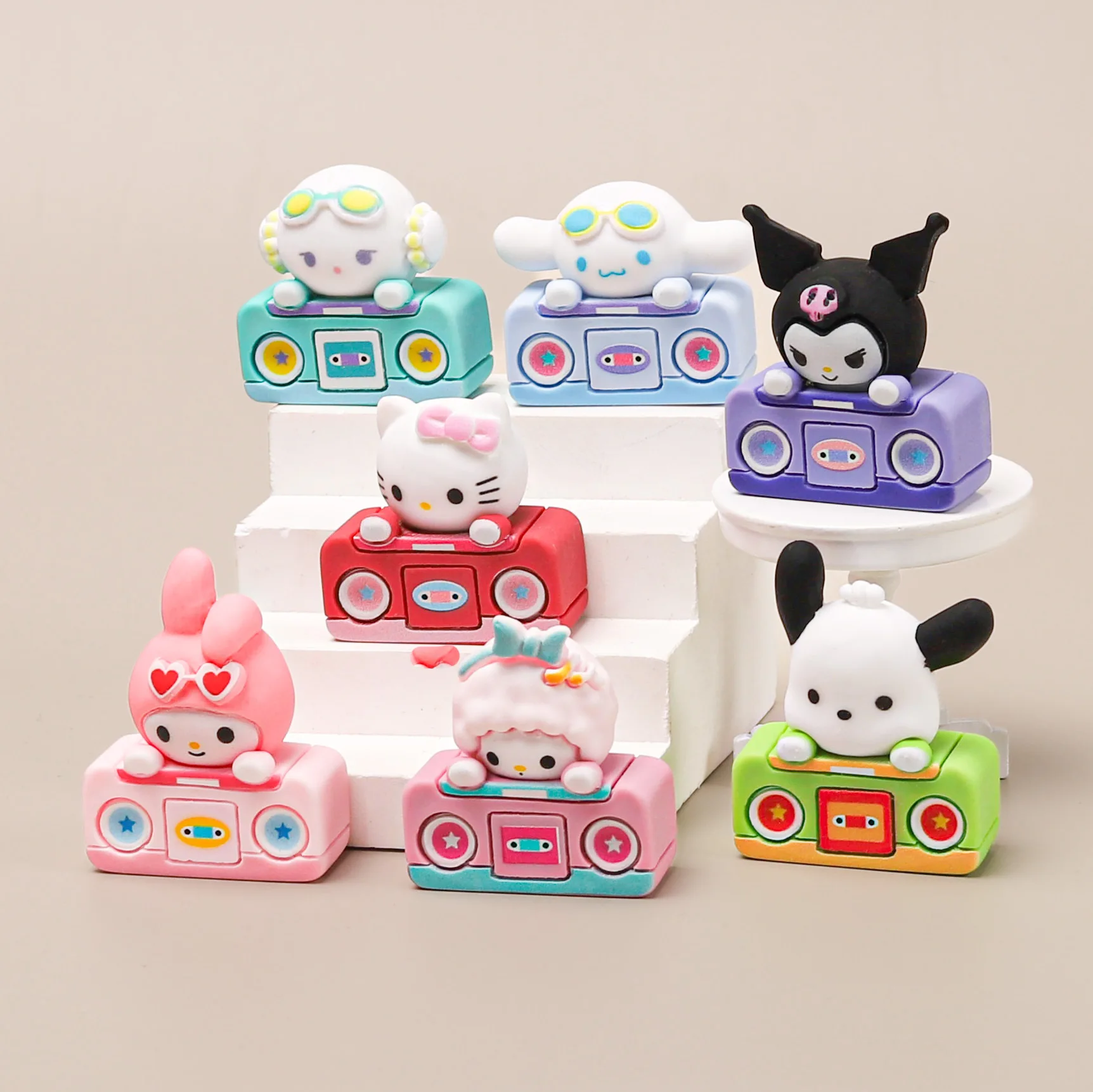 เครื่องเล่นเทปเฮลโลคิตตี้แบบการ์ตูนใหม่ ของตกแต่งเรซิ่นตั้งโต๊ะ สไตล์ทันสมัย