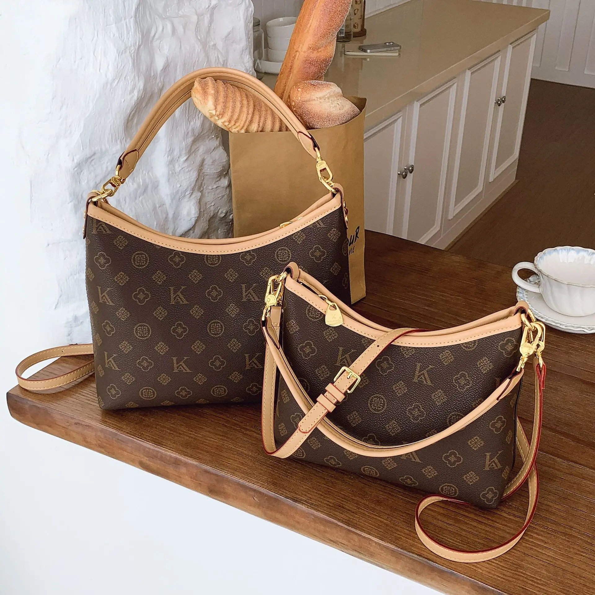

​​Structured Work Tote Bag Women Spacious Pebbled Leather Briefcase Style Commuter Bag Ergonomic Handle Airport Ready​​