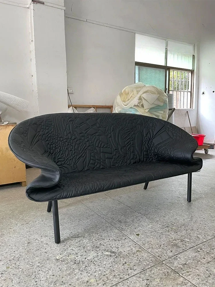A  Modern Creative Couch Hotel Hall Reception Negotiation Sofa Iron Chair