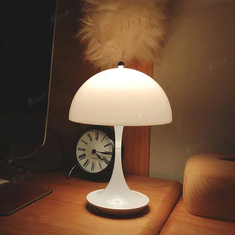 

Rechargable USB Mushroom Desk Lamps Touch 3color Dimming Nordic For Bedside Hotle Decoration Bedroom Atmosphere Led Desk Lamps