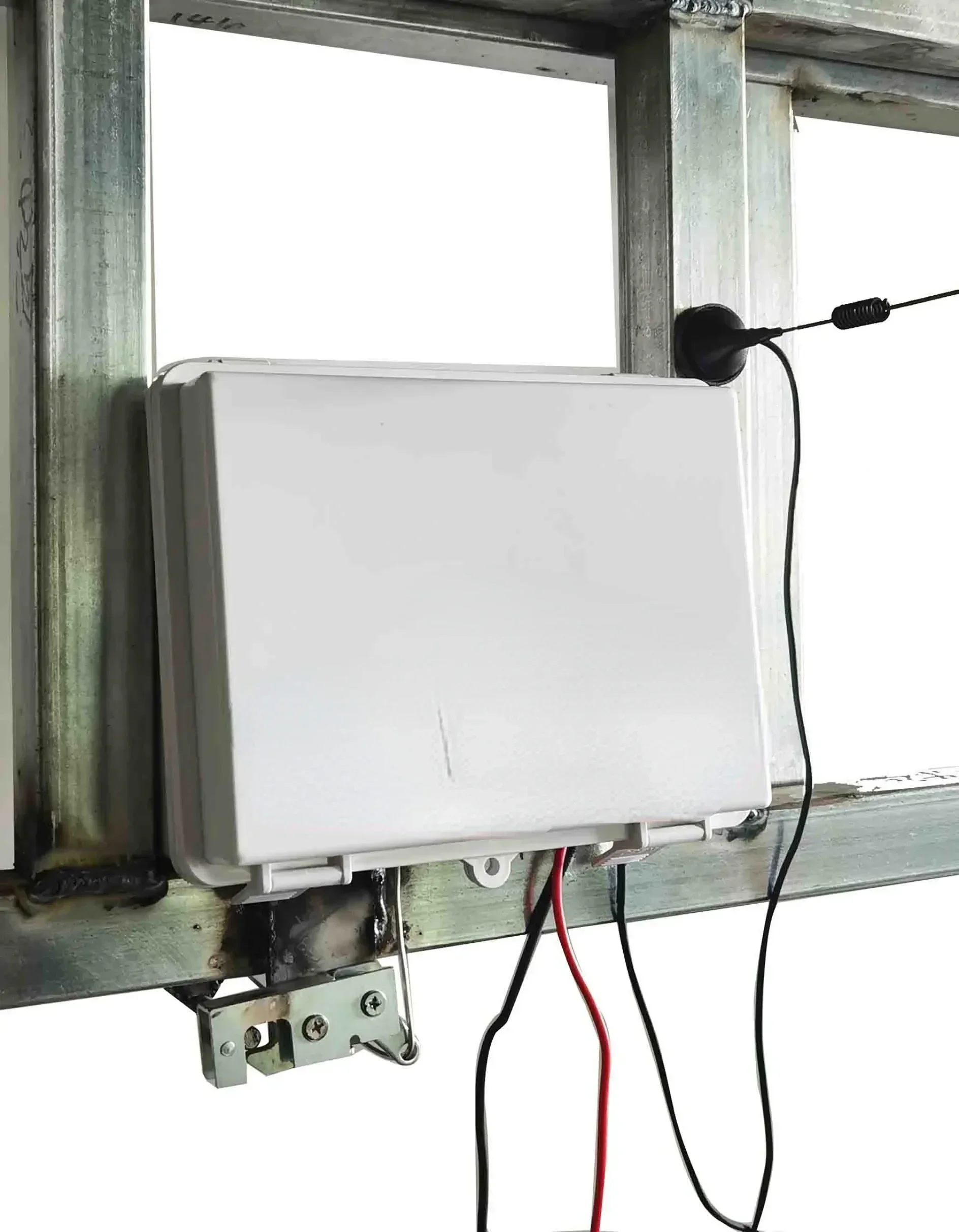 Sell like hot cakes New smart feral hog  corral system