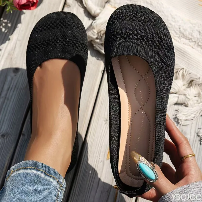 春の新作 通気性メッシュシューズ シンプルラウンドトゥ 浅履き ソフトソールシューズ おしゃれ 多用途 レディーススニーカー