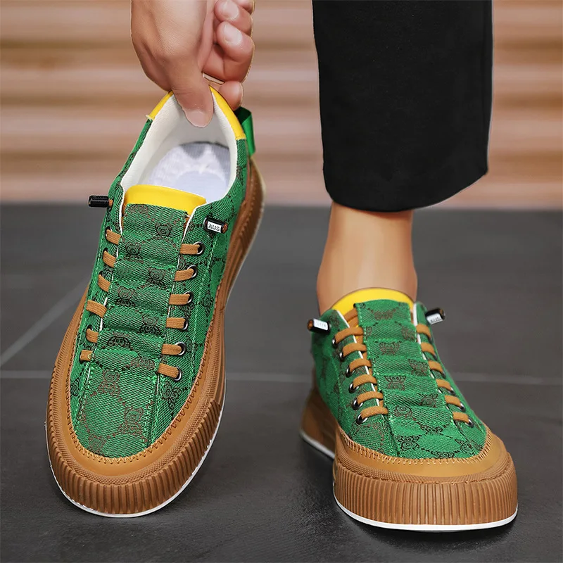 

brand vulcanized Casual flat comfortable shoes men autumn spring 2022 fashion sneakers Non-Slip Breathable All-Match Footwear