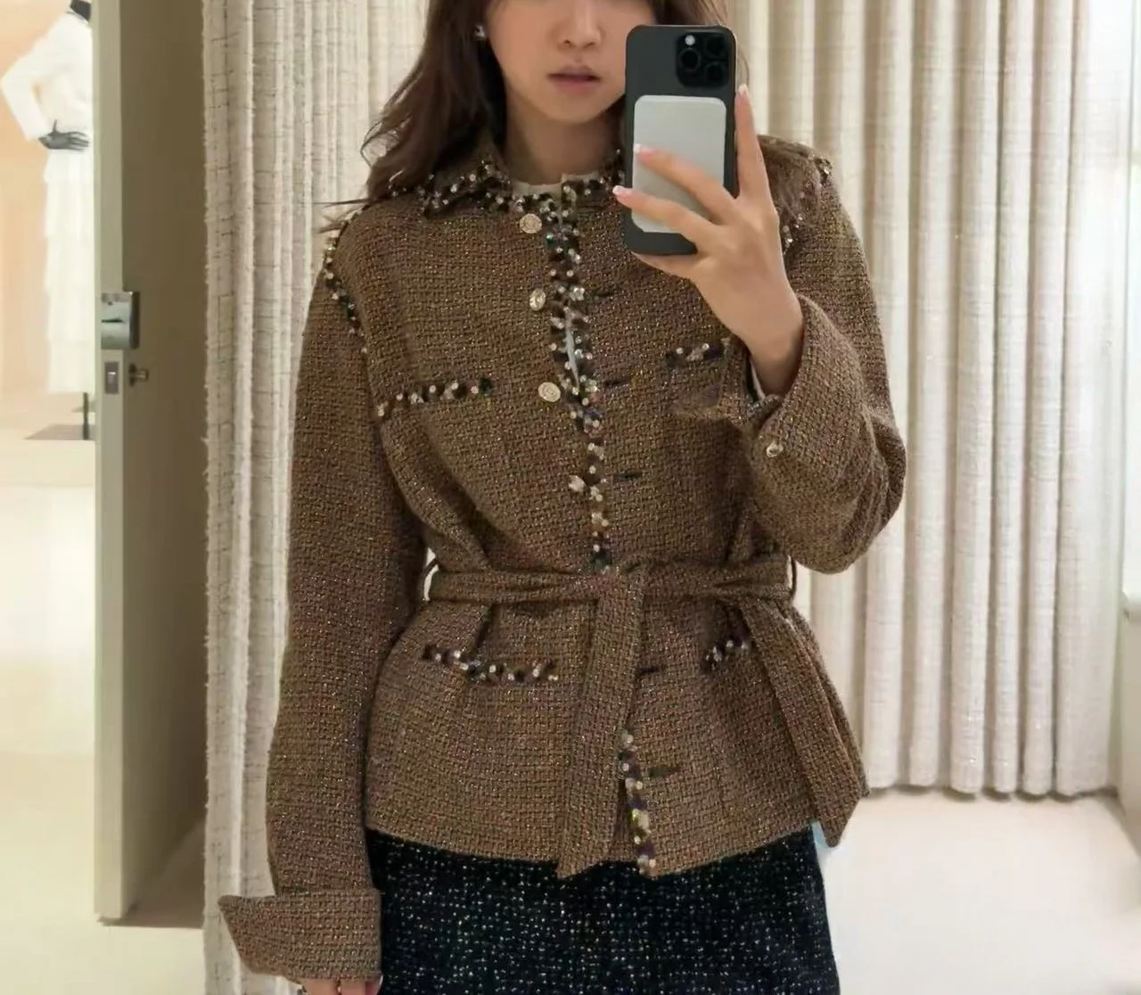 

Твидовый жакет нового стиля 2025 года