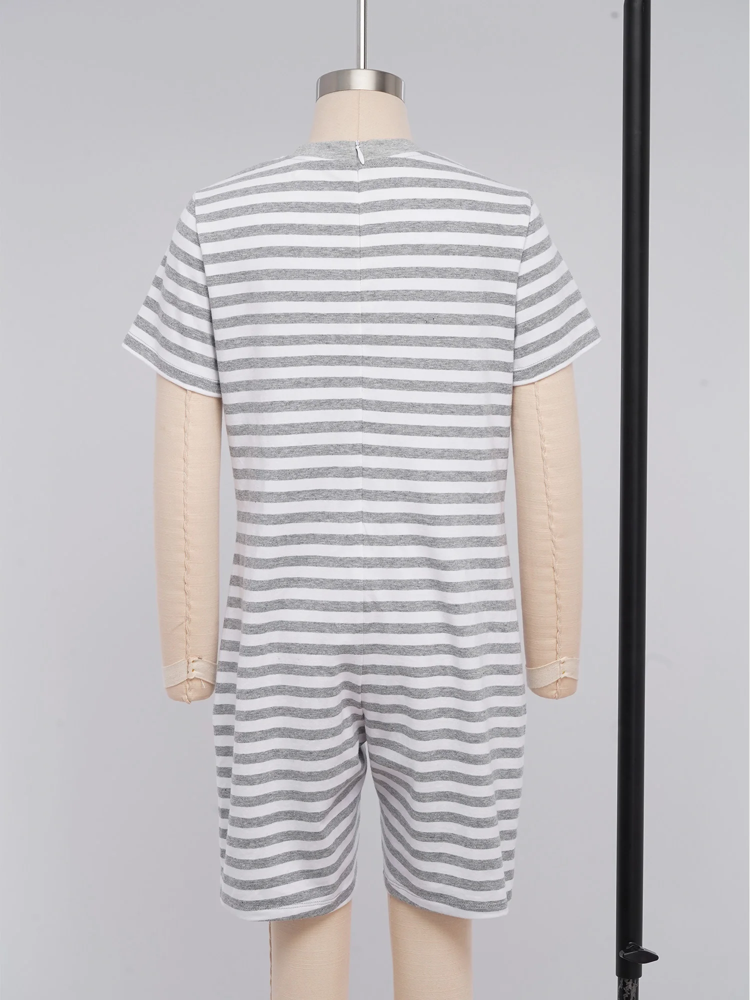 ملابس أطفال بنين بنات ذات احتياجات خاصة، ملابس قطنية ناعمة بأكمام قصيرة وطول الفخذ ومضادة للشريط وسحاب مخطط #4