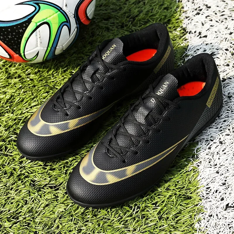 Children Soccer Shoes Professional Futsal Indoor Training Boots Men Soccer Cleats Sneakers Kids Turf Football Shoes for Boys