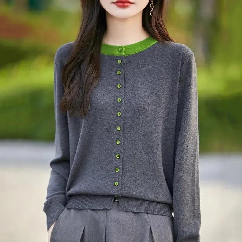 

Новинка 2023 года, весенне-осенний свитер, пальто, верхний цвет, контрастный ретро-дизайн, воротник, красный вязаный кардиган с круглым вырезом, нижний трикотаж