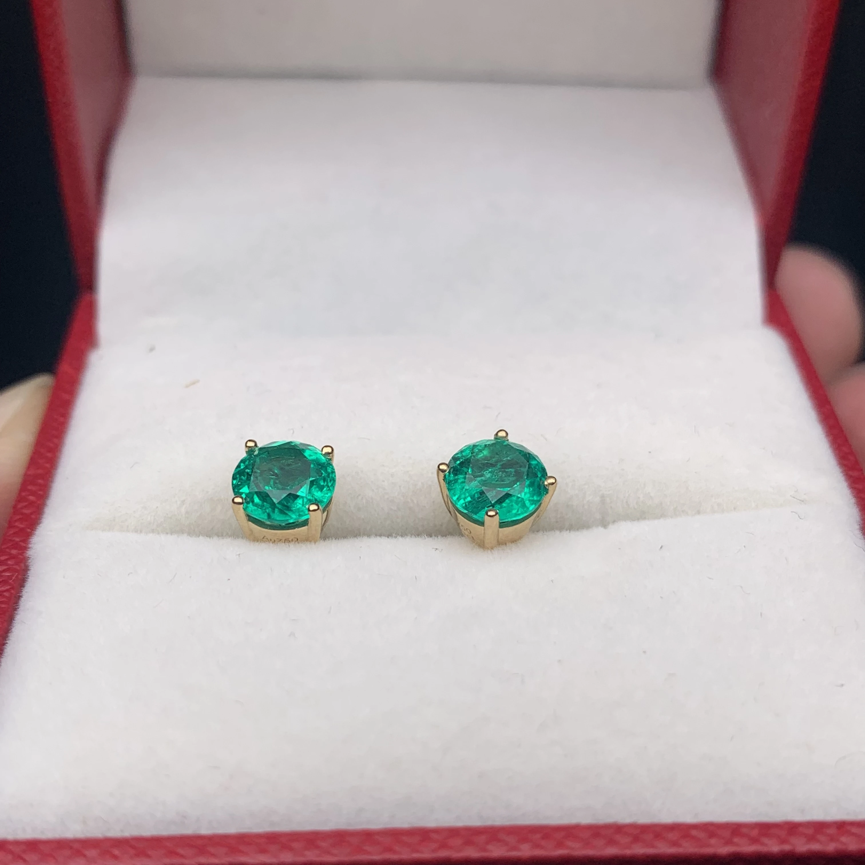 Pirmiana Customized 100% 18K Yellow Solid Gold Earrings with 6.5mm Round Lab Grown Emerald for Woman Jewelry