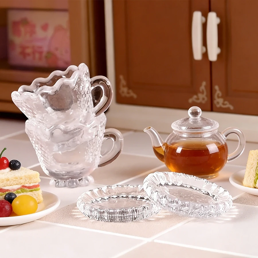 2/4/6 Sets durchsichtiges Miniatur-Kaffeetassen-Set – für Puppenhaus, Mikrolandschaften und Feengarten-Teeparty-Tischdisplays