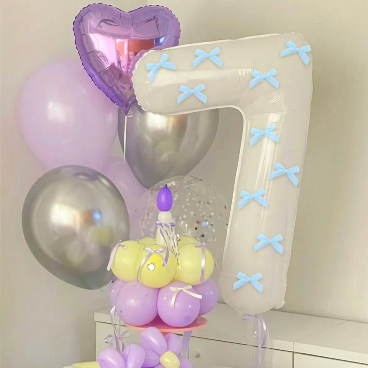 32-inch white aluminum foil digital balloon+10PCS Sky blue bow set, birthday party decoration, large size 0-9