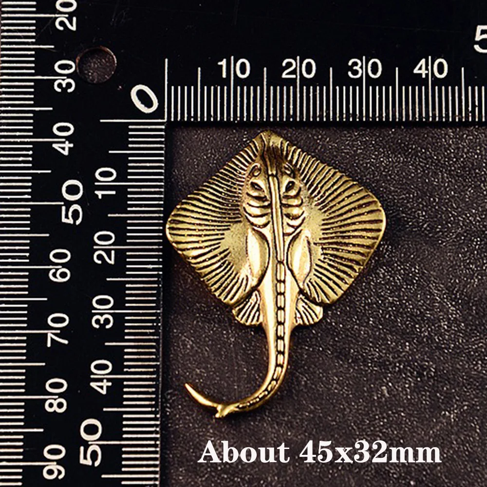 Teufelsfisch-Figuren aus Messing, Vintage-Meerestierskulpturen, Kunsthandwerk, Ornamente, Teetierchen, Dekoration für Zuhause, Büro und Schreibtisch – Detail 1