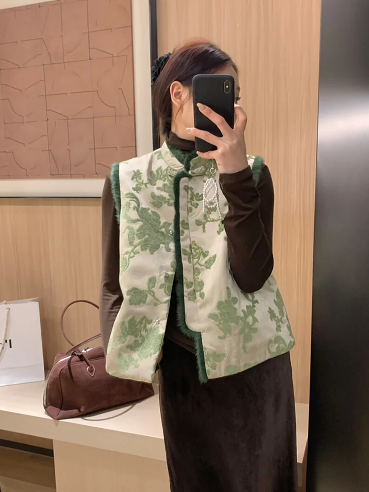 

Новая женская жилетка из бархата с тяжелой вышивкой в китайском стиле, с воротником-стойкой на пуговицах, для многослойного образа
