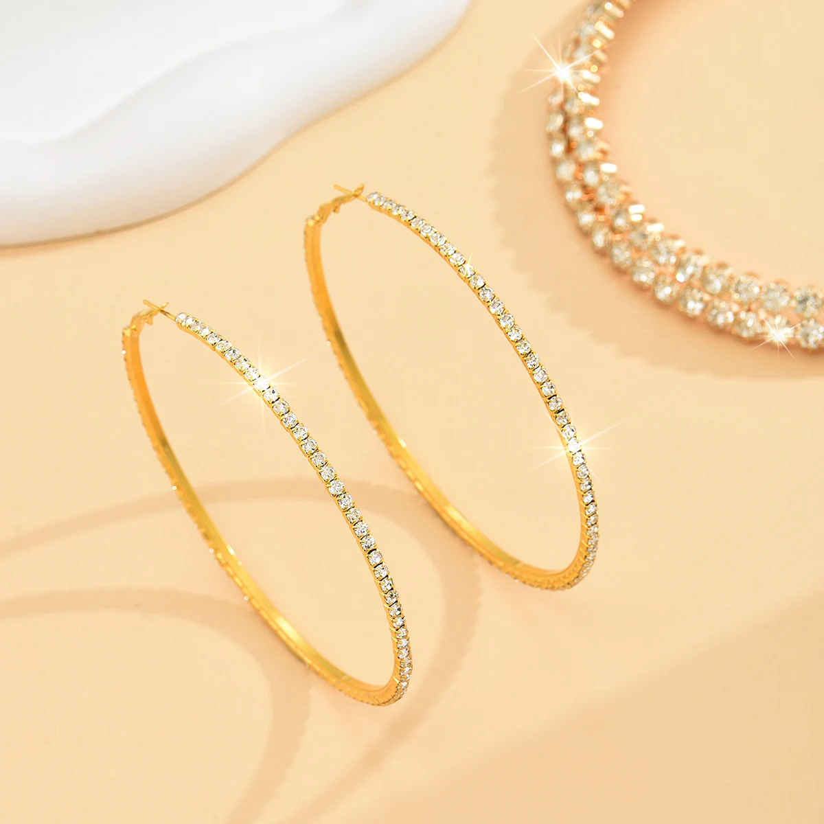 European and American cross-border exaggerated personality large earrings high-end temperament generous and simple diamond studd