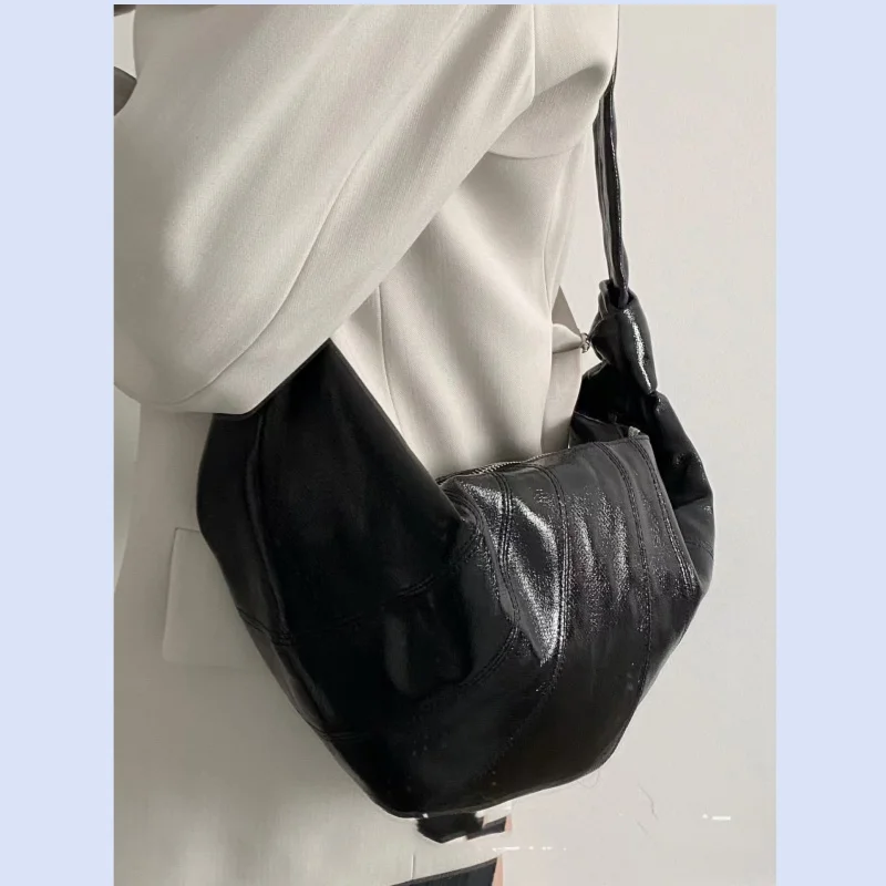 24 year new box linen coated cow horn niche high-end feeling dumpling crossbody chest and waist can be sung bag