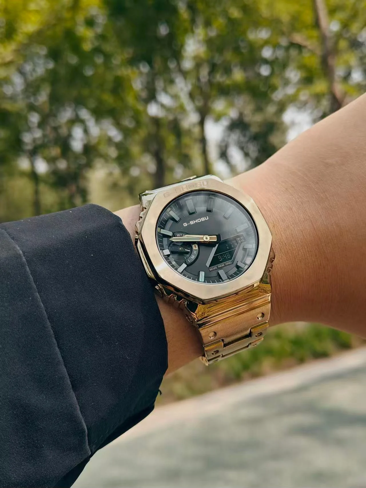 

Универсальные цифровые электронные часы для мужчин и женщин, светодиодный двойной дисплей, ремешок из легированной стали, мировое время, большой циферблат GMB