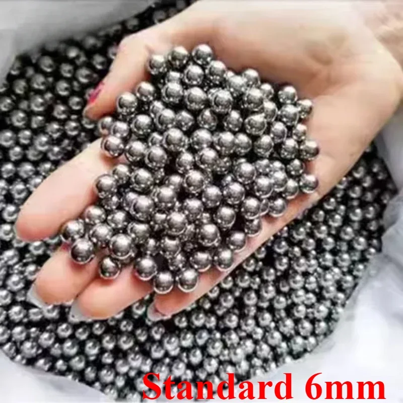 Standard 6mm High Carbon Steel Ball Bullets Are Powerful and Suitable for Outdoor Shooting Bullets of G17 Alloy Toy Guns.