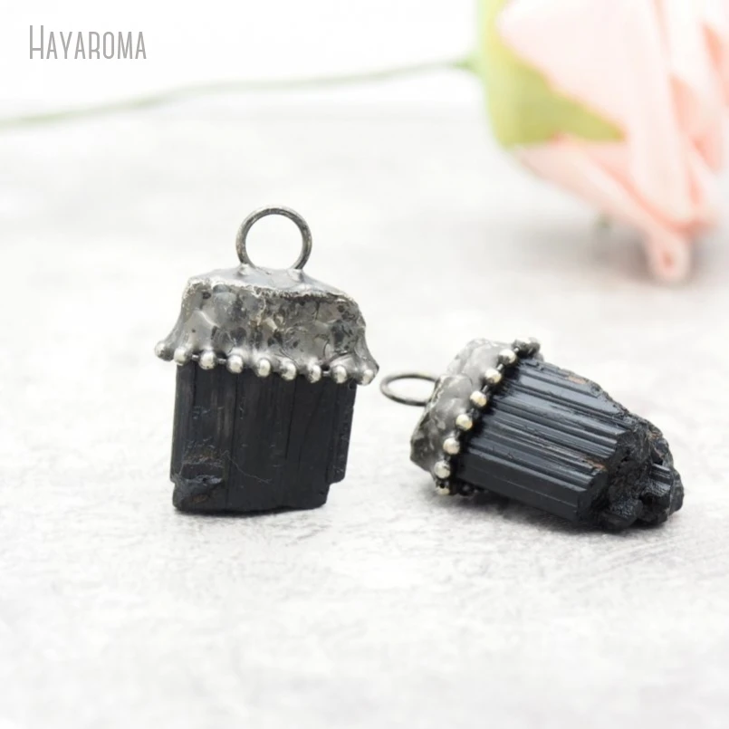 

10Pcs Antique Silver Color Black Tourmaline Vintage Handmade Raw Ore Jewelry Soldered Free Form Nugget Pendant PM40812