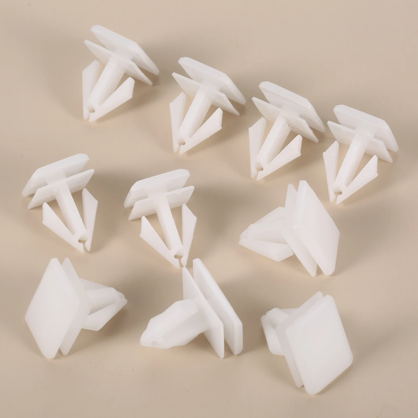 20pcs Rocker Panel Moulding Clips 68092697AA Fit for Jeep Liberty Dodge Durango Charger Chrysler 300 White Nylon  Fastener Clip