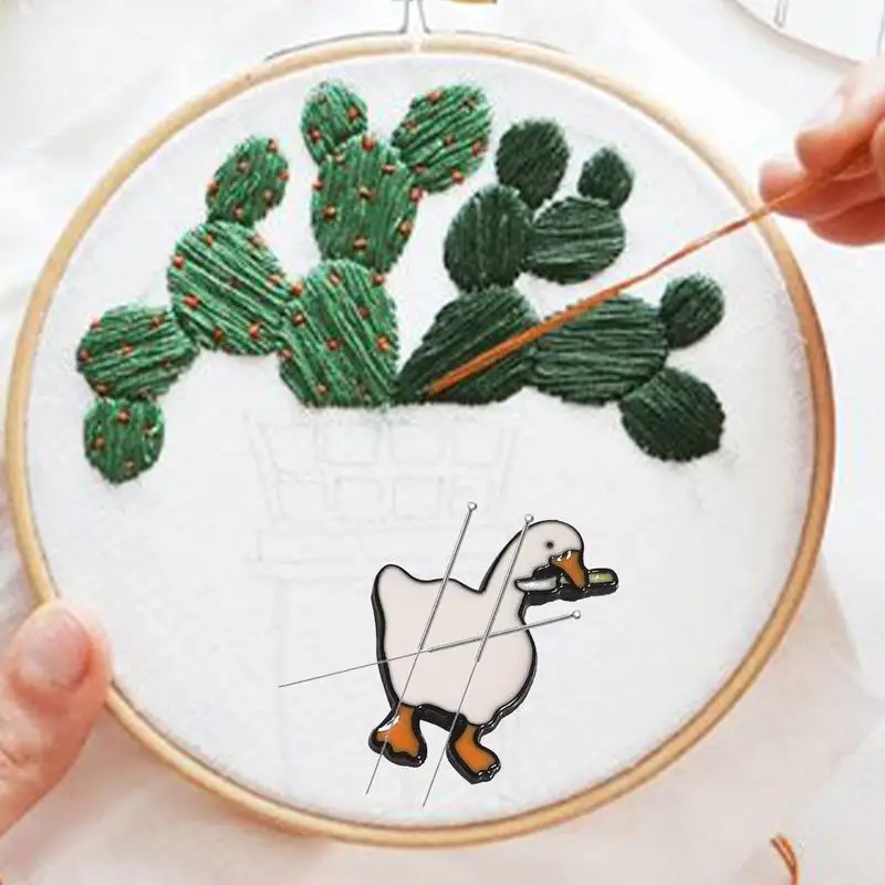 Cross Stitch Minder Cute Goose Magnet Needle Keeper Magnetic Needle Holder Embroidery Accessories For Stitcher Needleminder