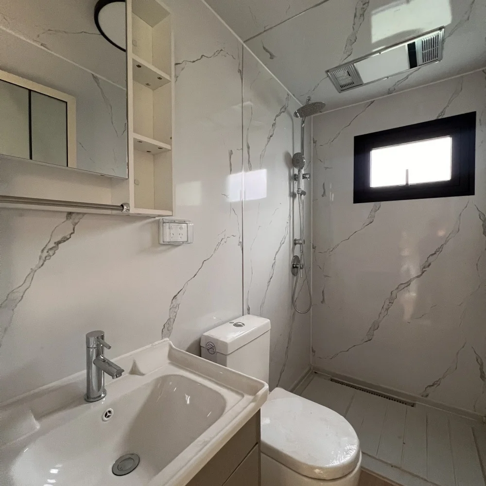 20ft 40ft Quick Assembly Container House Steel Frame For Multiple Applications-Office Shop Workshop Courtyard Toilet Waterproof