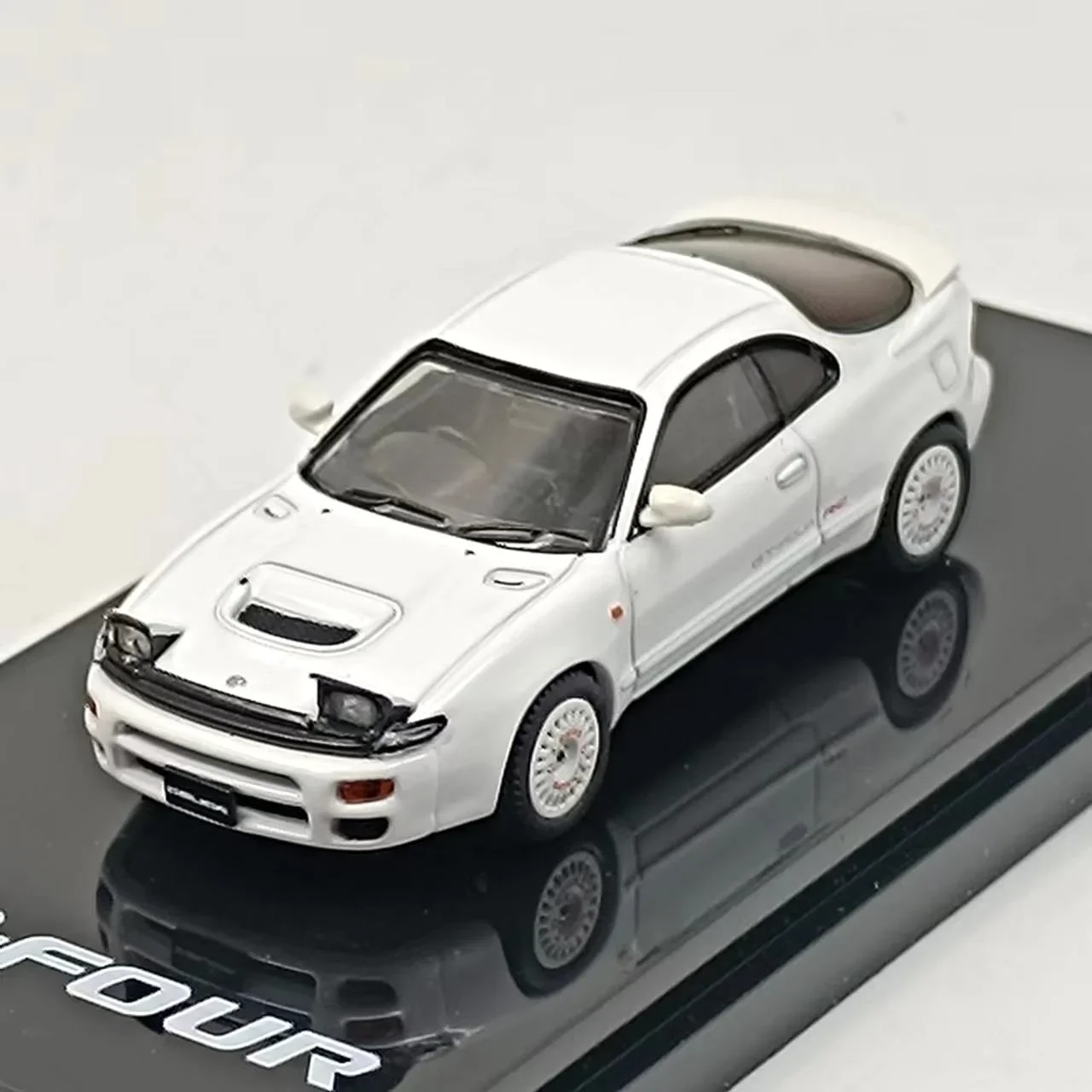 Hobby Japón Original Diecast 1: 64 escala Celica Gt-four RC ST185 coche en miniatura de aleación colección clásica para adultos exhibición niños juguete para regalo