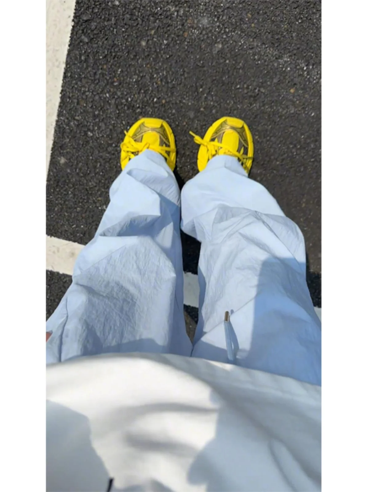 

Светло-голубые летние мужские повседневные брюки из тонкого дышащего ледяного шелка, свободные прямые широкие брюки Sakamoto с высокой талией, длинные брюки